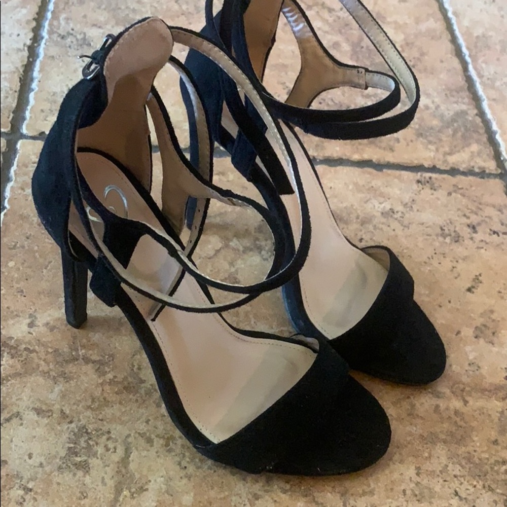 Windsor black heels (3-4 inches heels)